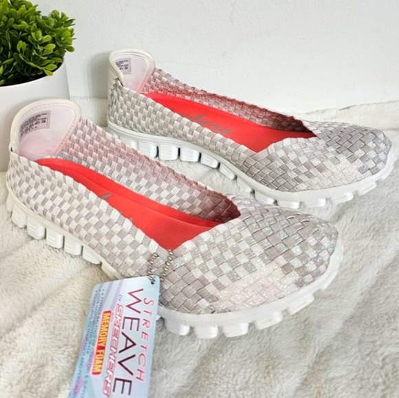 Skechers Stretch Weave Comfort Memory Foam Pearl Metallic Pattern Ballet Sneaker - Picture 15 of 15